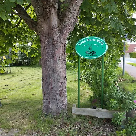 Butterburg Eske - Reihenhaus Mit Eigener Terrasse Dornum